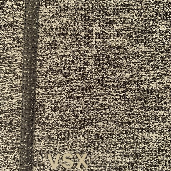 Victoria’s Secret Knockout capri leggings - Picture 5 of 8